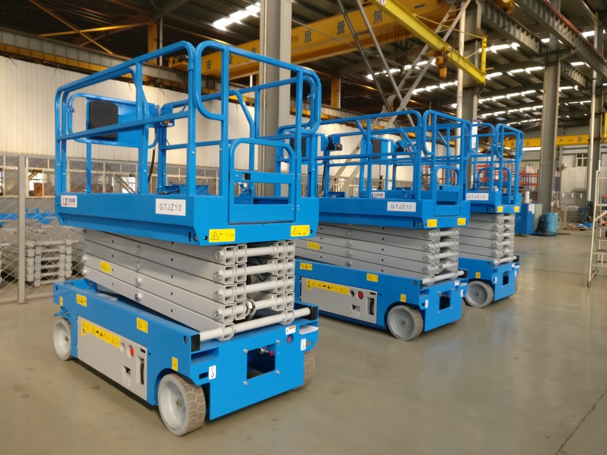 Self propelled scissor lift battery scissor lift