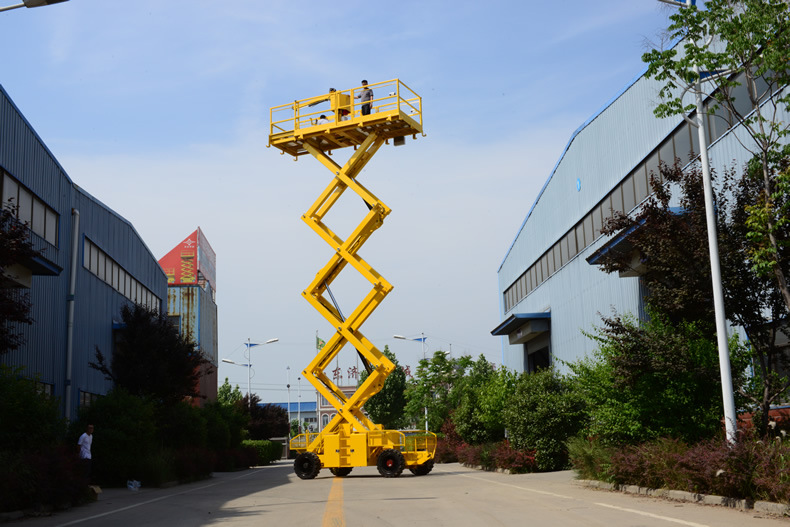 diesel scissor lift 1