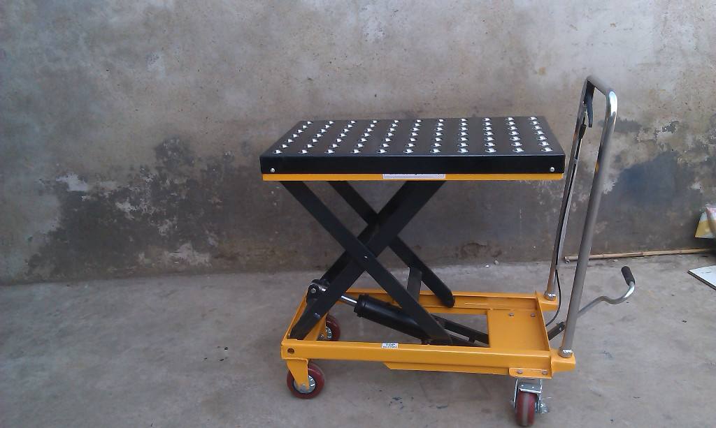 single scissor lift table